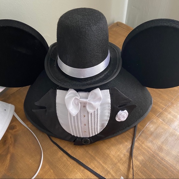Disney Bride Minnie Groom Mickey Ear Hats Set - Picture 3 of 7